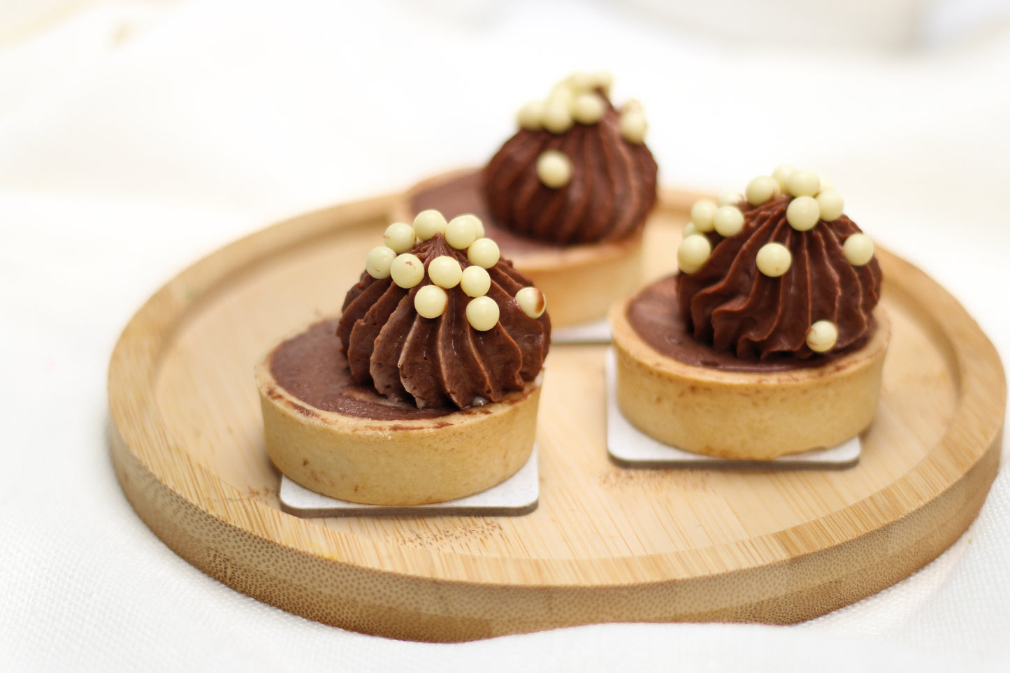 Tartlet Dairy - Milk Chocolate Truffle, Chocolate Cheese & Vanilla Crunch Ball CVCBD12 (Dairy)