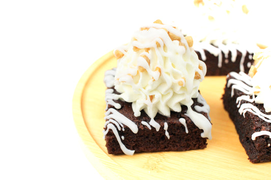 Vanilla Cream Fudge Brownie VCFB12